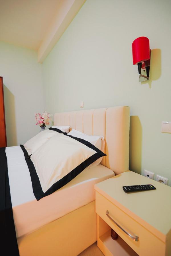Appartamento Armantis Sarandë Esterno foto